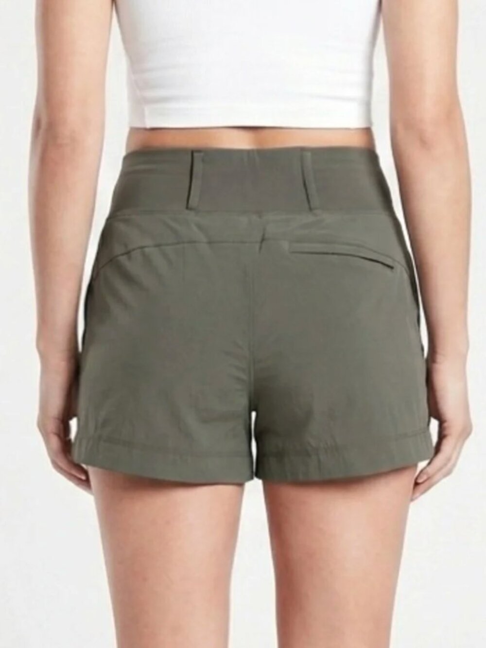 Athleta Trekkie North Mid Rise 3.5" Short in Olive Green Sz 8 - Picture 3 of 14